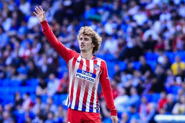 アトレティコ マドリード Fwグリーズマンの今季限りでの退団を発表 バルセロナ行き加速か サッカータイム アトレティコ マドリード Fwグリーズマンの今季限りでの退団を発表 バルセロナ行き加速か サッカータイム