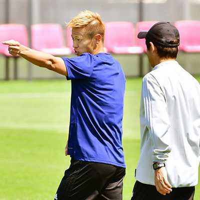 ポーランド戦メンバーめぐり温度差 本田 入れ替えるべき 長谷部 自分たちが勝ち点を サッカータイム ポーランド戦メンバーめぐり温度差 本田 入れ替えるべき 長谷部 自分たちが勝ち点を サッカータイム