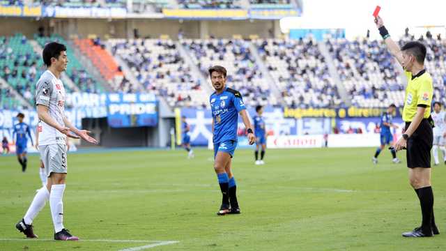 Jリーグ 川崎フロンターレdf谷口彰悟の処分を発表 第28節 大分戦で一発退場 サッカータイム