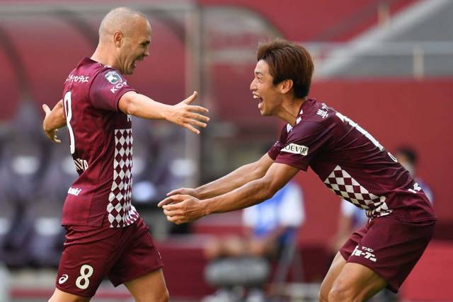 大迫勇也がj復帰後初ゴール イニエスタも 素晴らしいプレーヤー と賛辞 ヴィッセル神戸 サッカータイム 大迫勇也がj復帰後初ゴール イニエスタも 素晴らしいプレーヤー と賛辞 ヴィッセル神戸 サッカータイム