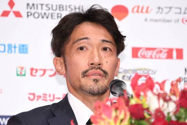 阿部勇樹が涙の引退発表「本当に幸せなサッカー人生でした」
