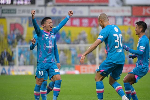 J1第10節 サガン鳥栖、柏に4発快勝!