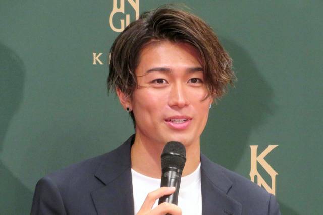 【サッカー】日本代表MF 中村敬斗 女性ファンの多さに「びっくりしました」…スキンケアブランドの都内イベントで