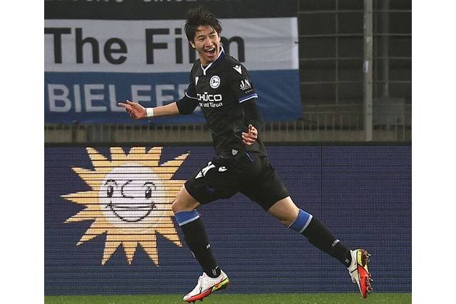 奥川雅也、打点の高いヘッド弾で今季リーグ戦4点目!ビーレフェルト