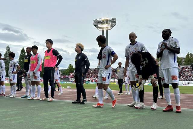 ヴァンフォーレ甲府、敵地で岡山に2失点完封負け【J2第16節】