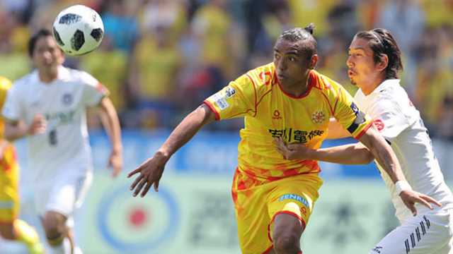 ギラヴァンツ北九州 群馬に完封負け 新加入fwフェホ投入も得点奪えず サッカータイム ギラヴァンツ北九州 群馬に完封負け 新加入fwフェホ投入も得点奪えず サッカータイム