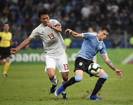 悲報 ウルグアイ戦の上田に対する実況スレの書き込みが サッカーミックスジュース