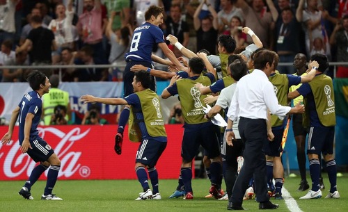 ����vs�٥륮��