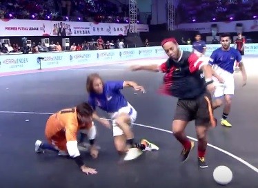 動画あり フットサルに出場したロナウジーニョが上手過ぎると話題に サッカーミックスジュース 動画あり フットサルに出場したロナウジーニョが上手過ぎると話題に サッカーミックスジュース