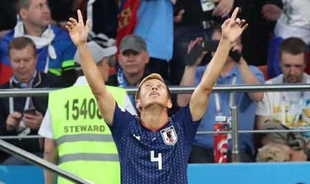 本田圭佑「明日からフィテッセの練習に参加する」
