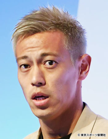 ◆プロフェッショナル◆ケイスケ・ホンダ、黒人への不当な暴力に抗議の黒い画面を投稿し「Peace」