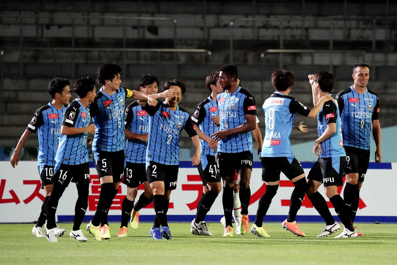 【サッカーマニア】【急募】川崎フロンターレが優勝決めた後 ...