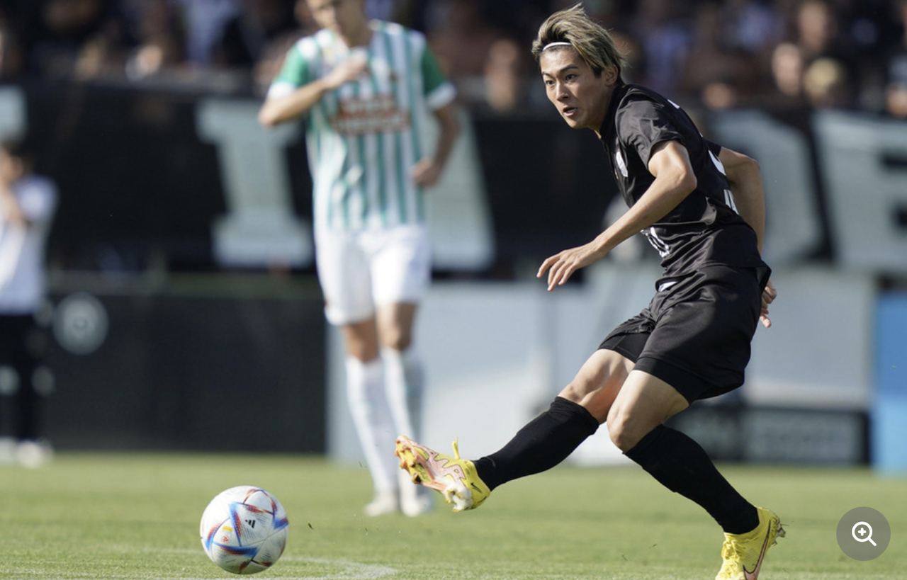  10代のiPhoneへの関心は依然として高く、Apple Watchは最も人気のあるスマートウォッチ