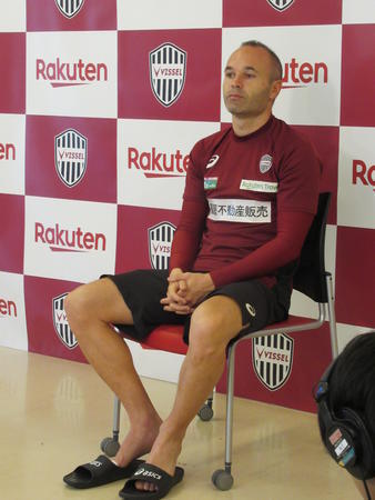 神戸イニエスタ(35)右足親指骨折「アンラッキーだった」23試合 6得点(3PK) 3アシスト
