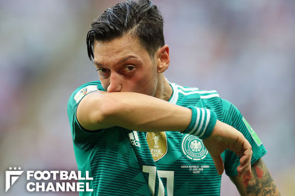<エジル父>息子の“戦犯”扱いに激怒!ドイツ代表引退を勧める【ロシアW杯】