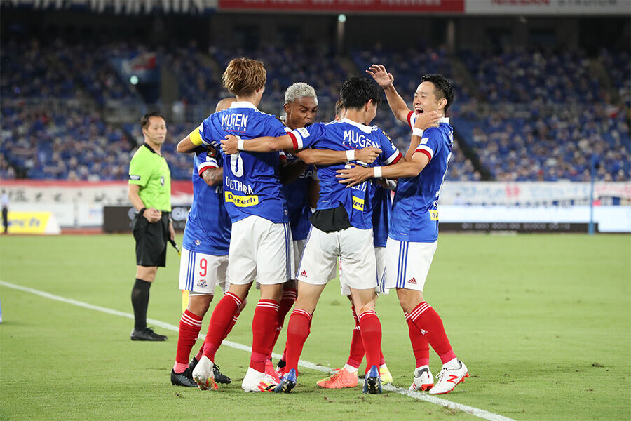横浜fm指揮官 過密日程に苦悩も 6 2大勝の浦和戦に満足感 何とか理解してやってくれた サッカーニュースstation 横浜fm指揮官 過密日程に苦悩も 6 2大勝の浦和戦に満足感 何とか理解してやってくれた サッカーニュースstation