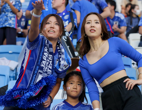 【朗報】2026年W杯、6人に1人が「仮病を使ってでも観たい！」と回答のサムネイル