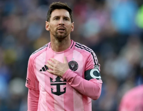 シャビが衝撃告白「メッシはカタールW杯後にバルサへ戻るはずだった…」