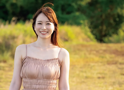 皆藤愛子42歳、自らノースリ＆ミニスカ姿を公開してしまう。のサムネイル