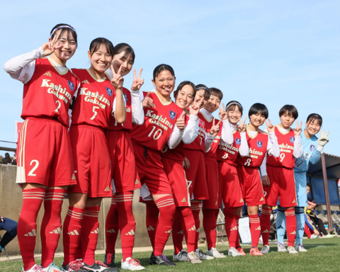 女子サッカー界「下着の透けが気になる」「汗や体型が目立つのが恥ずかしい」のサムネイル