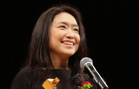 池脇千鶴44歳、現在の姿にネット衝撃「ここまで変わるとは」のサムネイル