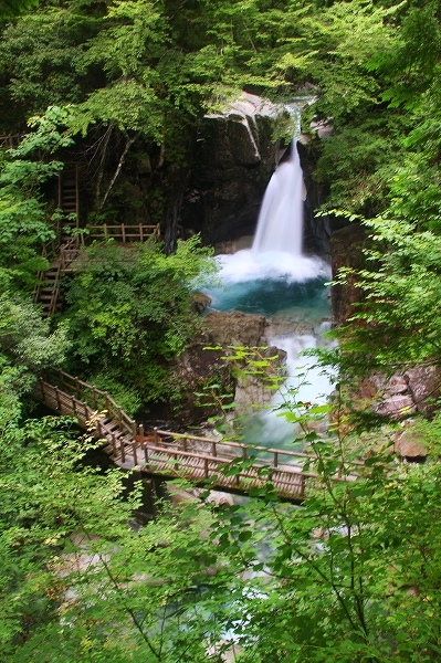 夕森渓谷に行ってきました 岐阜県中津川市 寄る辺ない旅のブログ