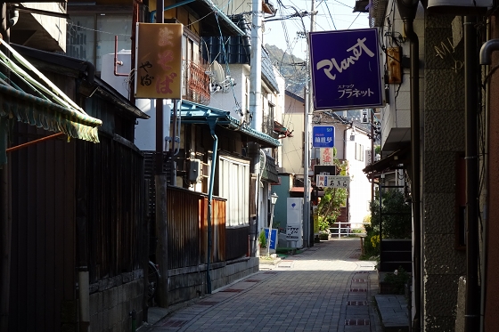 衣之渡遊郭跡に行ってきました 長野県諏訪市 寄る辺ない旅のブログ 衣之渡遊郭跡に行ってきました 長野県諏訪市 寄る辺ない旅のブログ
