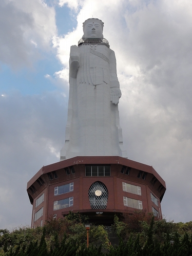 世界平和大観音像に行ってきました 兵庫県淡路市 寄る辺ない旅のブログ 世界平和大観音像に行ってきました 兵庫県淡路市 寄る辺ない旅のブログ
