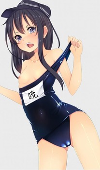 女の子の必死で精一杯の片乳でもぅ、十分でしょ笑（パイチラ） 5
