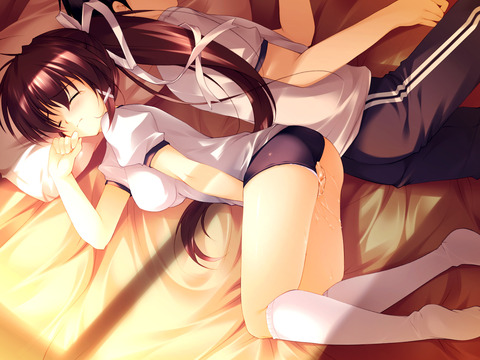 こっそり、しかし大胆にエッチなことしてるエロ画像 8