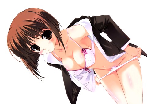 脱ぎかけや半脱ぎ状態のエロすぎる画像 6
