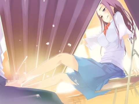 こっそり、しかし大胆にエッチなことしてるエロ画像 12