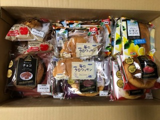 コモ：菓子パン詰め合わせ 2026年3月権利(2224)