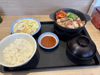 サムギョプサル風極厚豚カルビ焼肉定食@松屋