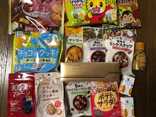 正栄食品工業：お菓子詰め合わせ 2025年10月権利(8079)