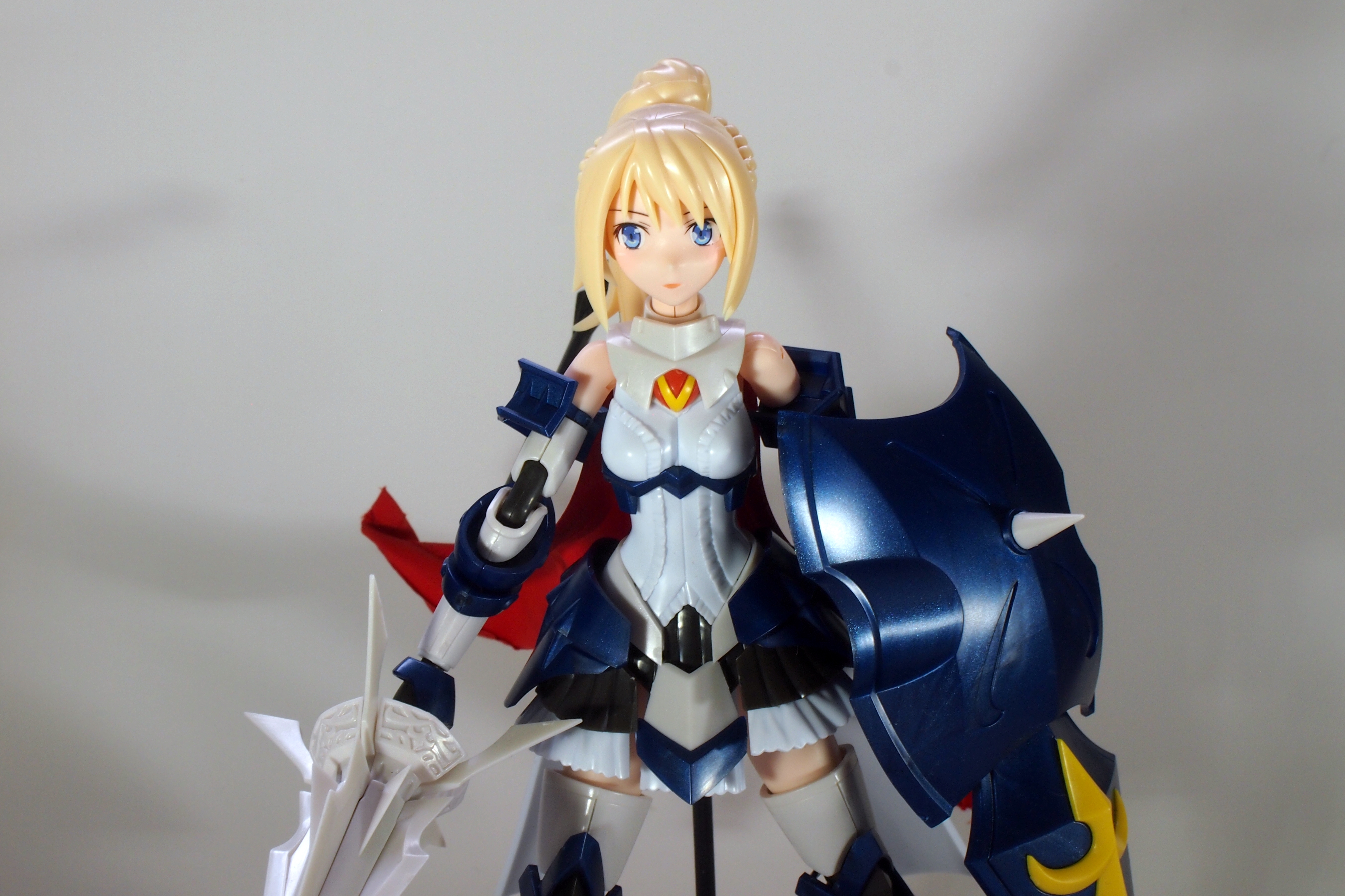装甲娘 LBCS:アキレス ミカヅキカリナ 全高約155mm Amazon | 装甲娘 LBCS:アキレス ミカヅキカリナ 全高約155mm