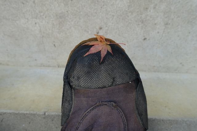 飾り　和尚の掃除の靴先 (2)