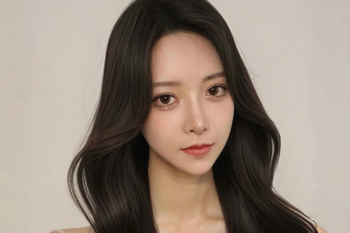 人気キャバ嬢ゆいぴす　「私はあなたの年収を1日で稼ぎます」年収400万円の40代男性に“収入マウント”で批判殺到