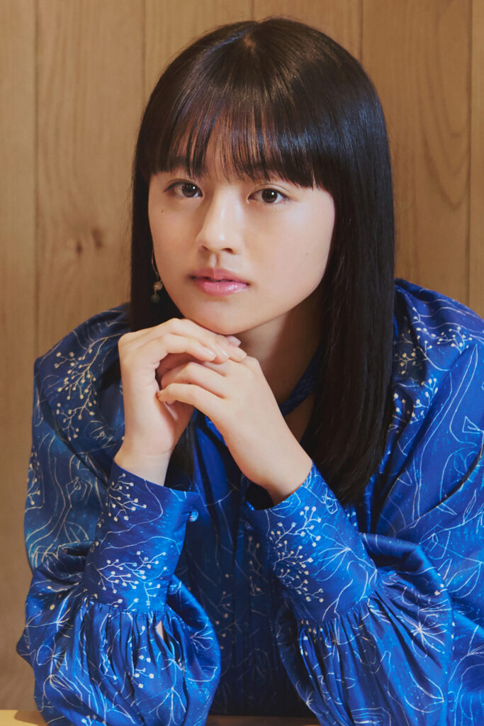 上坂樹里 1st写真集が20歳の …