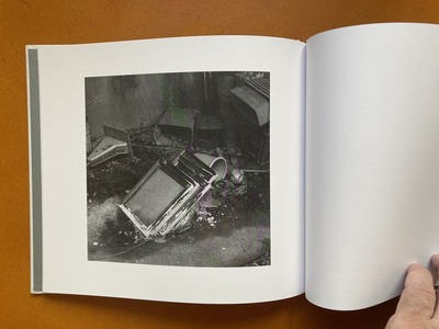 寺光真央作品集 「トケイソウの街」 3