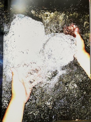 中村綾緒写真集『光の中を進め』4