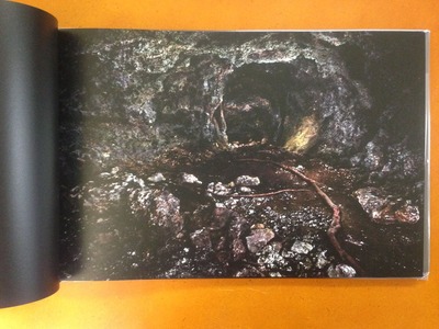 オサム・ジェームス・中川写真集『GAMA CAVES』2