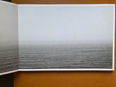 村越としや写真集『こぼれ落ちる言葉はやがて海に還る』3