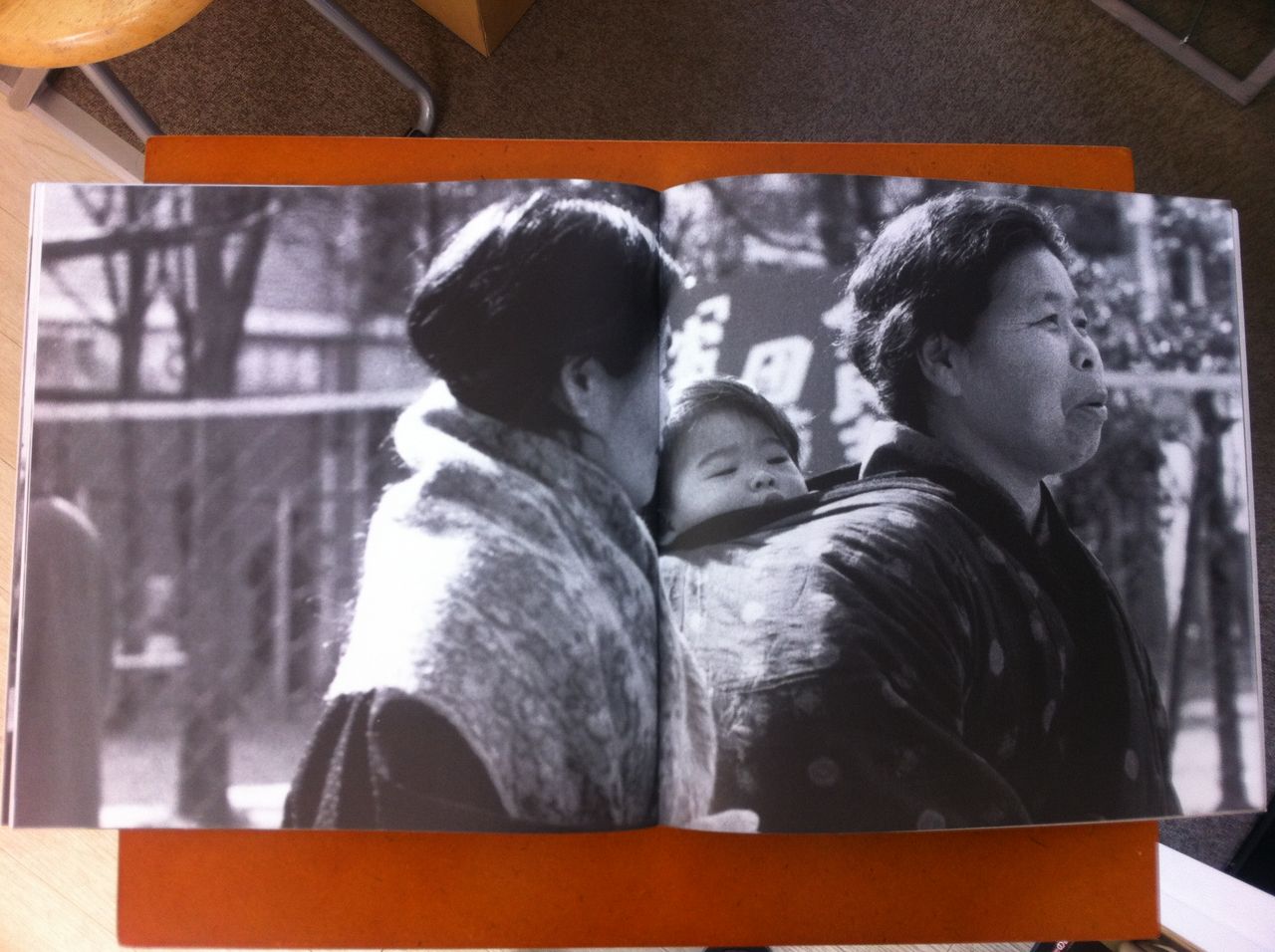 北井一夫写真集『北井一夫作品集2 過激派』 (禅フォトギャラリー、2012