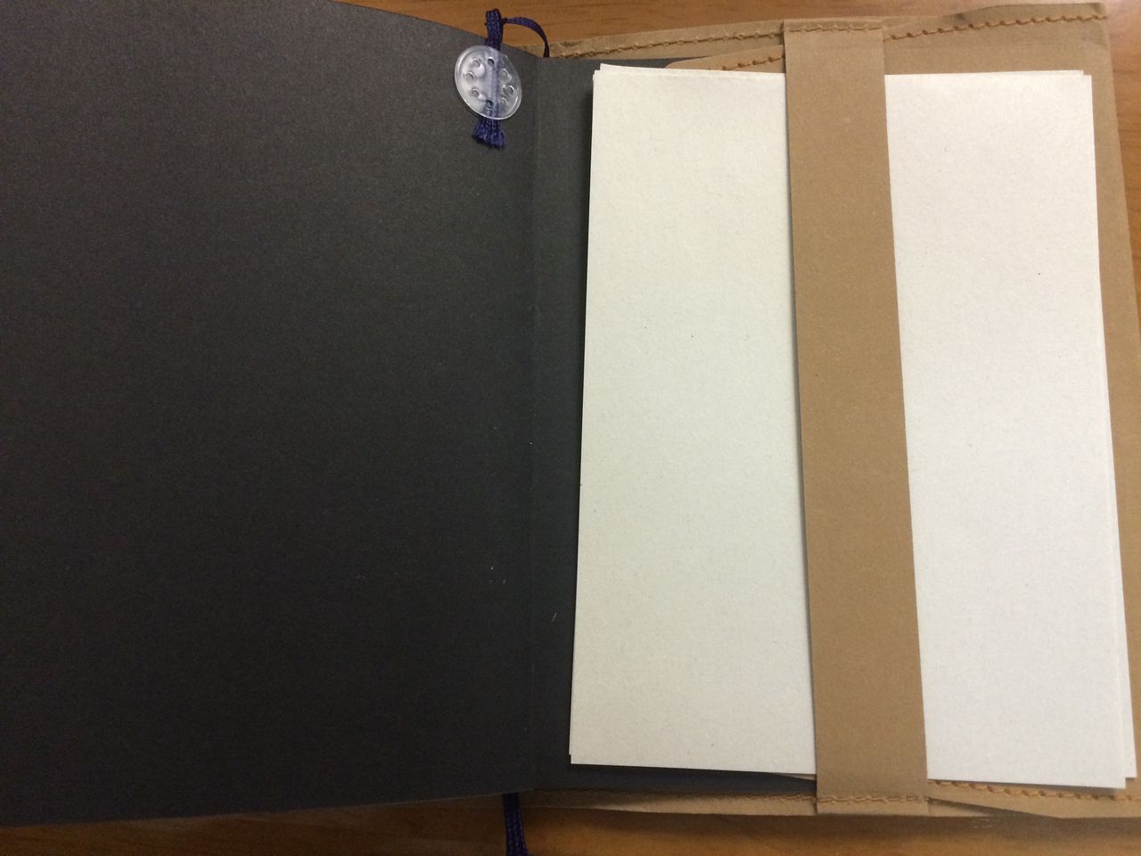 無印良品のメモパッドのサイズ 側には紙とペンと 無印良品のメモパッドのサイズ 側には紙とペンと