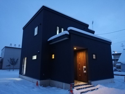 line_148907239724152