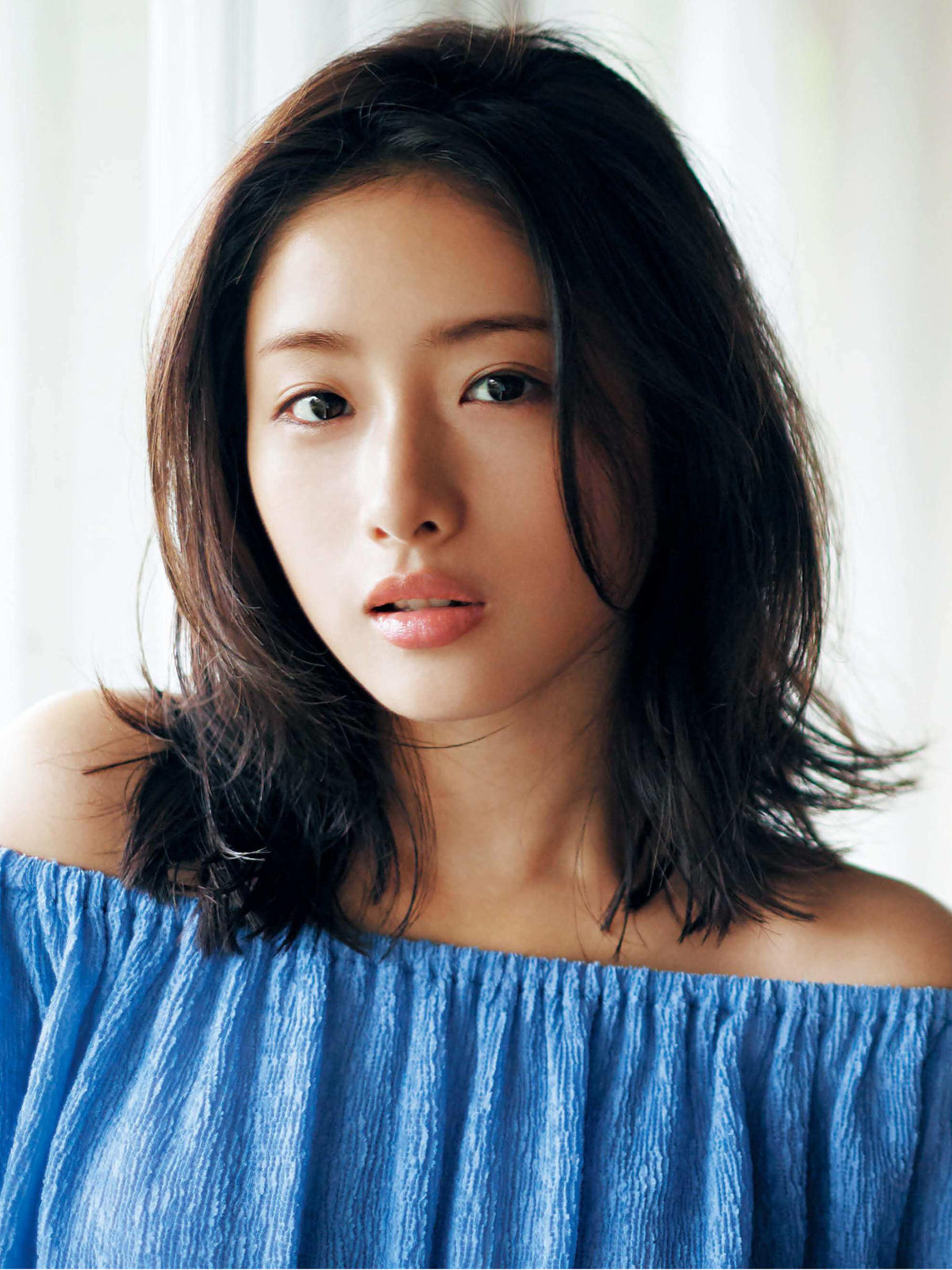 石原さとみ More 17 7 Curia O 石原さとみ More 17 7 Curia O