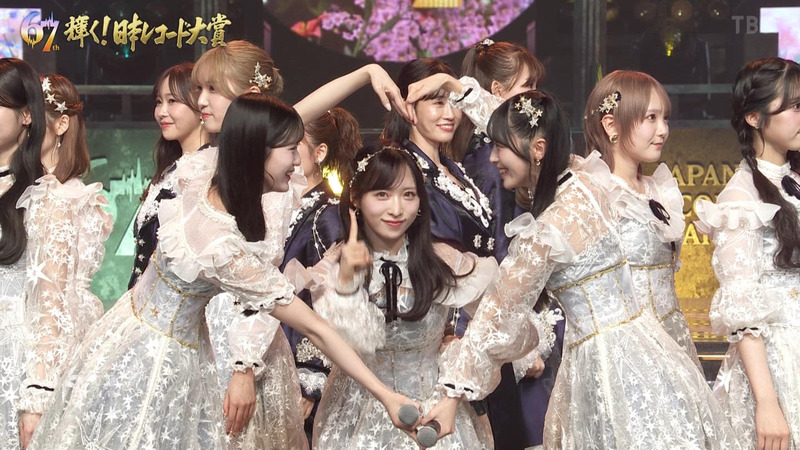 AKB48 ｢第67回 輝く！日本レコード大賞 Part.1｣ 10