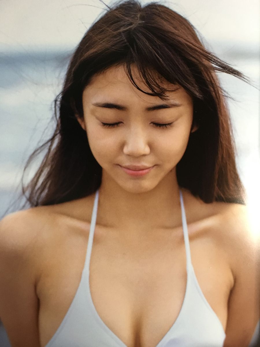 12 山谷花純 Solo Works