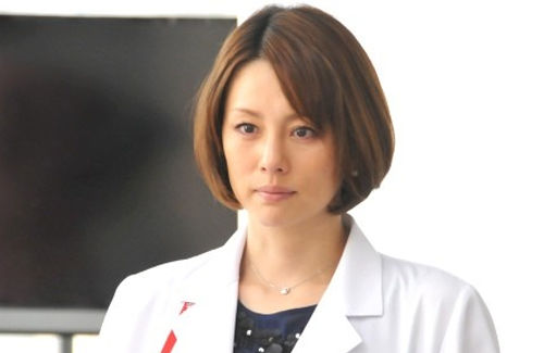 【(｀；ω；´)】離婚した米倉涼子さん、結婚後わずか1日で夫と別居していたことが判明